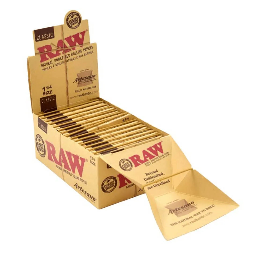 Raw Classic Artesano 1 1/4 Papers 15 Pack Box